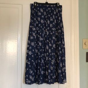 Academia cottagecore accordion navy blue floral midi skirt
